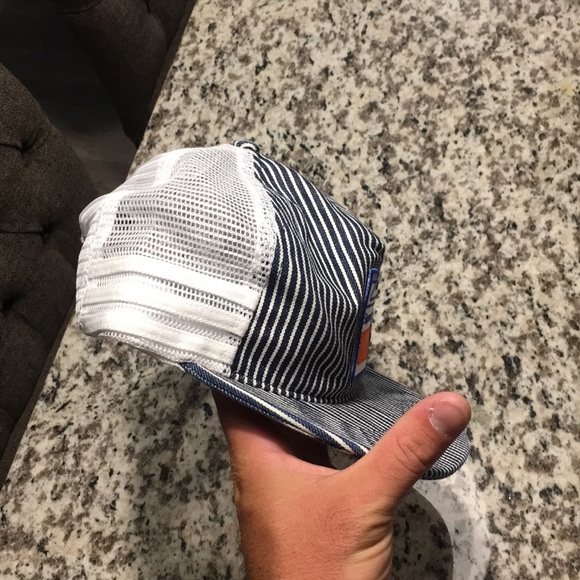 SUPREME Jug 5-panel mesh back Hat - Picture 6 of 7